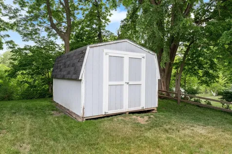 211 Sunrise Drive Medford MN 55049