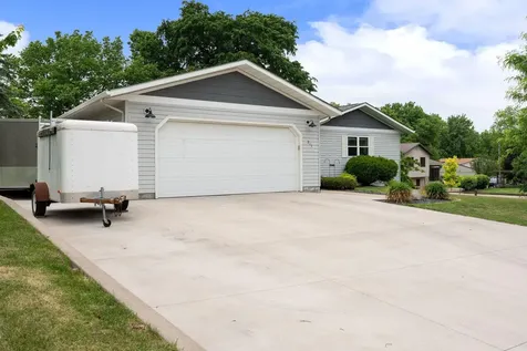 211 Sunrise Drive Medford MN 55049
