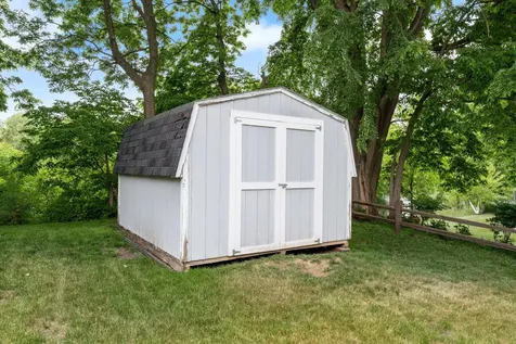 211 Sunrise Drive Medford MN 55049