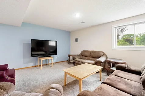 211 Sunrise Drive Medford MN 55049