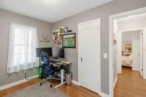 3915 Regent Avenue N Robbinsdale MN 55422