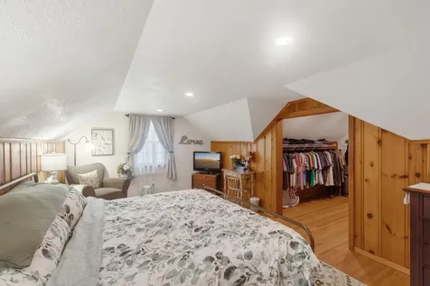 3915 Regent Avenue N Robbinsdale MN 55422