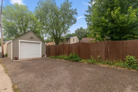 3915 Regent Avenue N Robbinsdale MN 55422