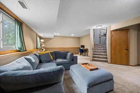 8455 174th Street W Lakeville MN 55044