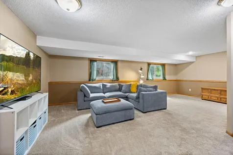 8455 174th Street W Lakeville MN 55044