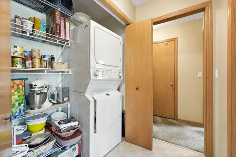 6079 Courtly Alcove Woodbury MN 55125