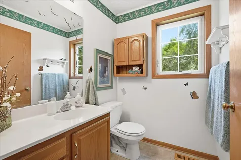 6079 Courtly Alcove Woodbury MN 55125