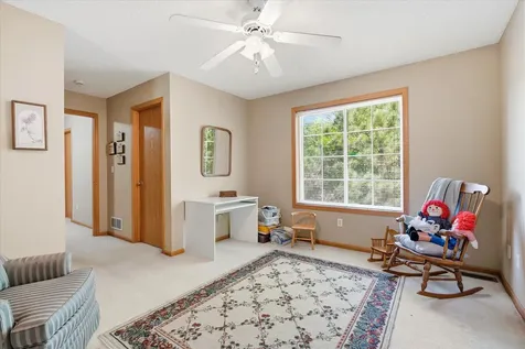 6079 Courtly Alcove Woodbury MN 55125