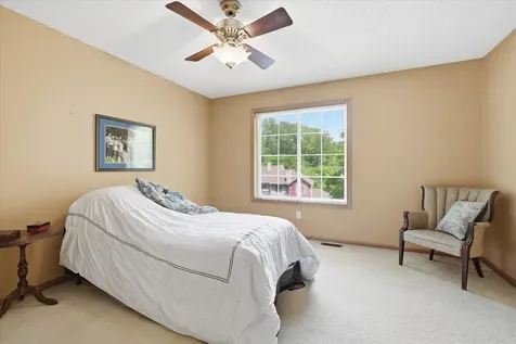 6079 Courtly Alcove Woodbury MN 55125