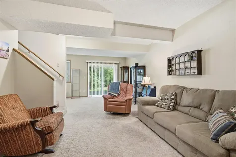 6079 Courtly Alcove Woodbury MN 55125
