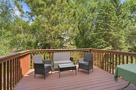 6079 Courtly Alcove Woodbury MN 55125