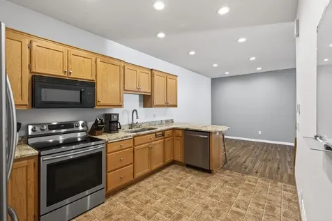 7823 W 145th Street Savage MN 55378
