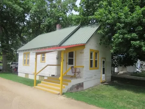 11069 Bird Avenue Leota MN 56153