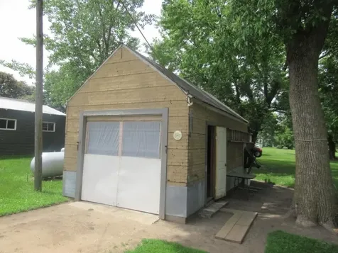11069 Bird Avenue Leota MN 56153