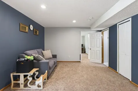 3351 N View Lane Woodbury MN 55125
