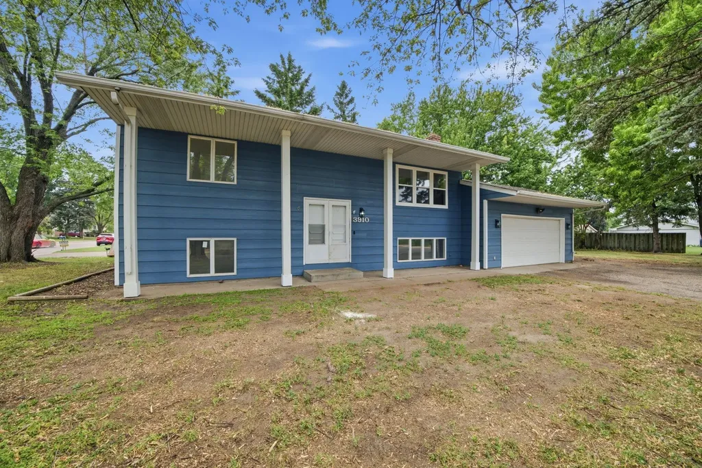 3910 65th Street E Inver Grove Heights MN 55076