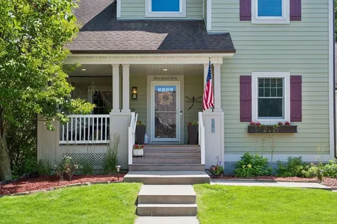 11585 Laketowne View Albertville MN 55301