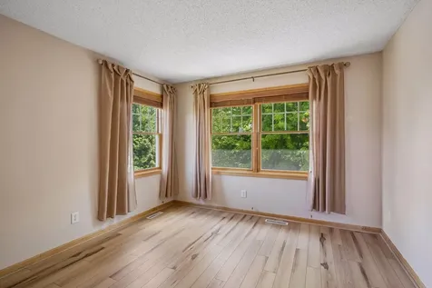 11585 Laketowne View Albertville MN 55301