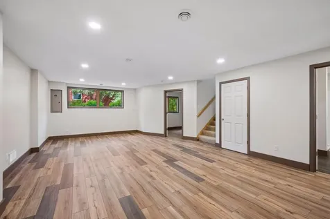 11585 Laketowne View Albertville MN 55301