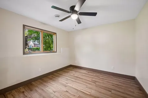 11585 Laketowne View Albertville MN 55301