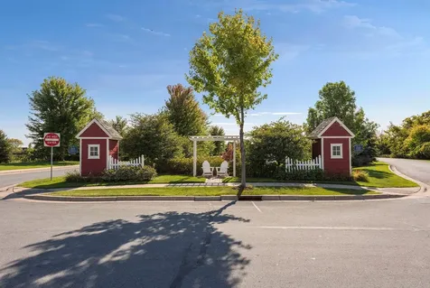 11585 Laketowne View Albertville MN 55301