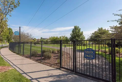 11585 Laketowne View Albertville MN 55301