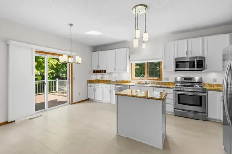17432 Tessmer Court Eden Prairie MN 55347