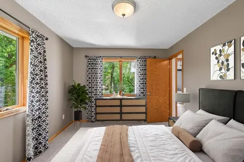 4929 West Lane Minnetonka MN 55345