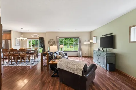 837 Boldt Street Chaska MN 55318