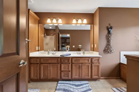 837 Boldt Street Chaska MN 55318