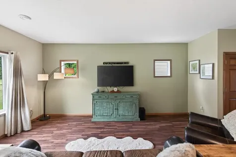 837 Boldt Street Chaska MN 55318