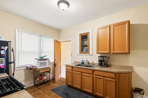 409 Thomas Avenue S Minneapolis MN 55405