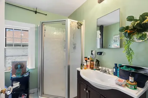 409 Thomas Avenue S Minneapolis MN 55405