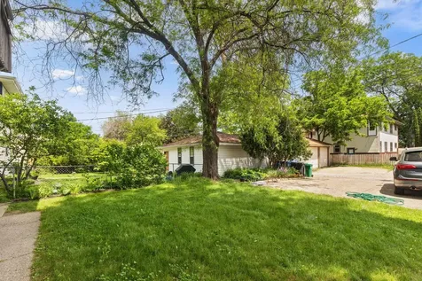 409 Thomas Avenue S Minneapolis MN 55405