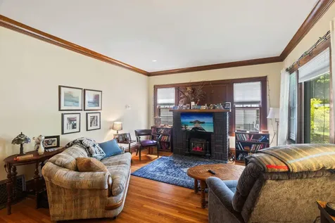 409 Thomas Avenue S Minneapolis MN 55405