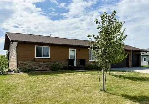 822 9th Avenue SW Perham MN 56573