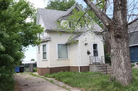 414 12th Street N Fargo ND 58102
