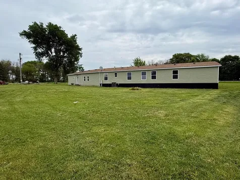 27229 State Highway 264 Worthington MN 56187