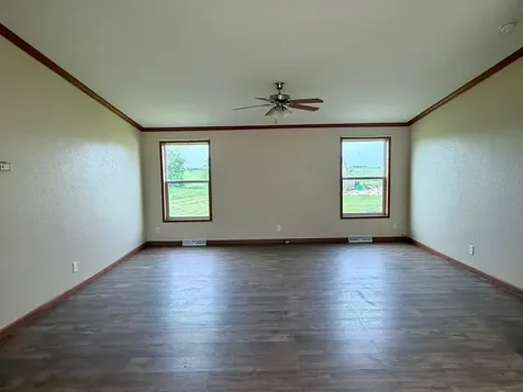 27229 State Highway 264 Worthington MN 56187