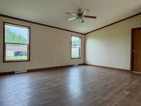 27229 State Highway 264 Worthington MN 56187