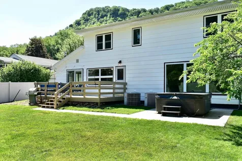 1758 Edgewood Road Winona MN 55987