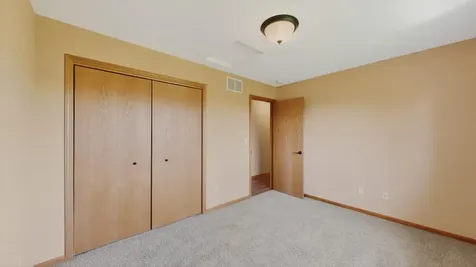 4024 Stone Point Drive NE Rochester MN 55906