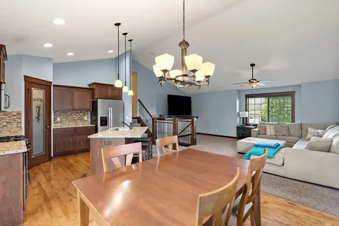 19820 Itea Avenue Lakeville MN 55044