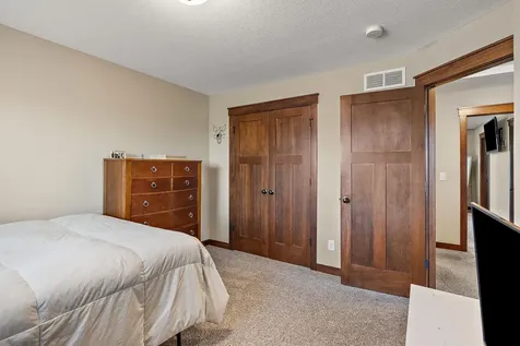 19820 Itea Avenue Lakeville MN 55044