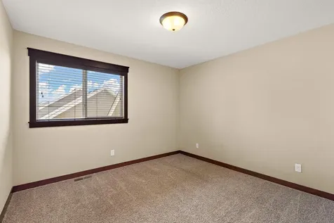 19820 Itea Avenue Lakeville MN 55044