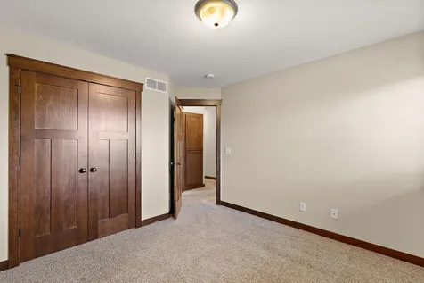 19820 Itea Avenue Lakeville MN 55044