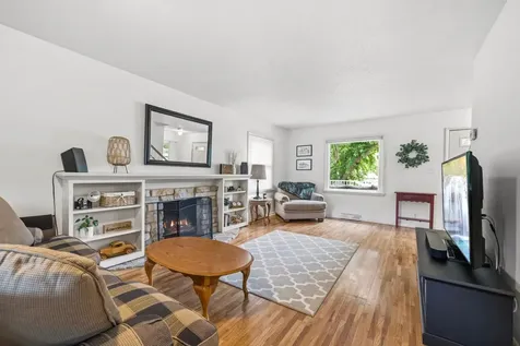 406 Fingal Court Alexandria MN 56308