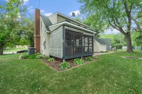 406 Fingal Court Alexandria MN 56308
