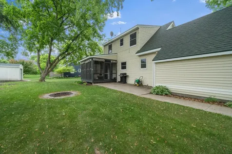 406 Fingal Court Alexandria MN 56308