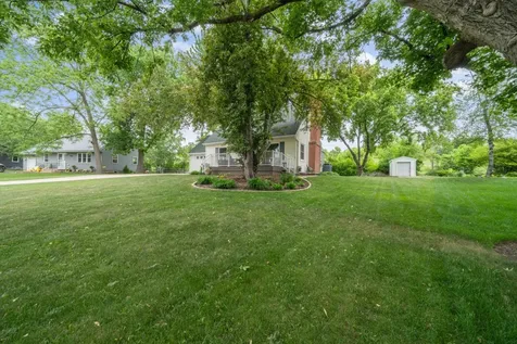 406 Fingal Court Alexandria MN 56308